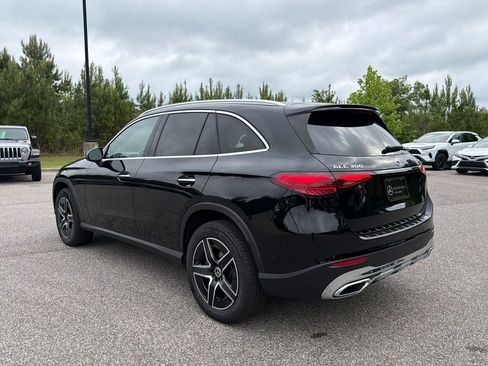 Used 2026 Mercedes-Benz GLC 300 4MATIC image 9
