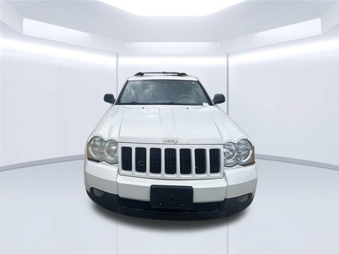 Used 2009 Jeep Grand Cherokee Laredo AWD/4WD image 2