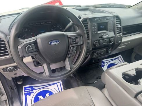 Used 2022 Ford F250 XL w/ Power Equipment Group AWD/4WD image 10