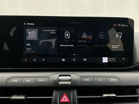 Used 2025 Kia K4 LXS image 31