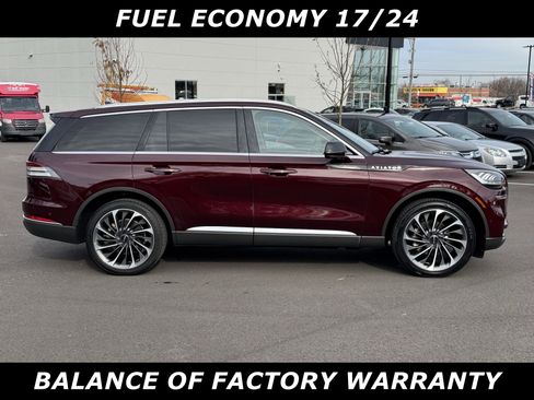 Used 2022 Lincoln Aviator Reserve w/ Equipment Group 201A image 2