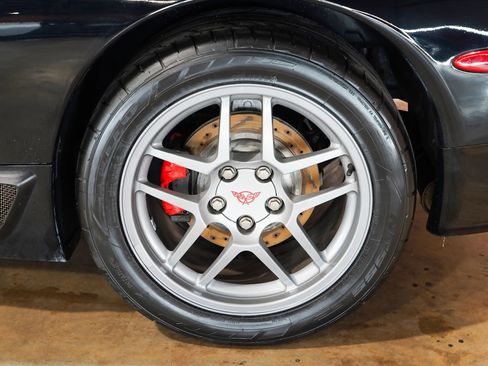 Used 2002 Chevrolet Corvette Z06 w/ Memory Pkg RWD image 54