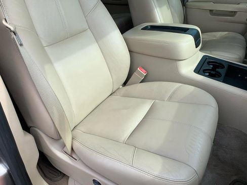 Used 2013 Chevrolet Silverado 3500 LTZ image 14