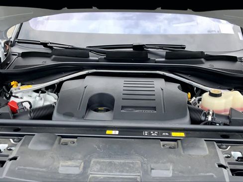 Used 2023 Land Rover Range Rover Sport Autobiography image 32