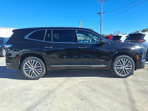New 2026 Buick Enclave Avenir image 8
