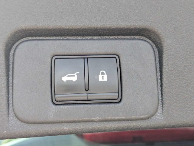 Used 2023 Nissan Rogue SV w/ SV Premium B Package FWD image 12