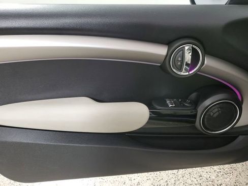 Used 2020 MINI Cooper S image 10