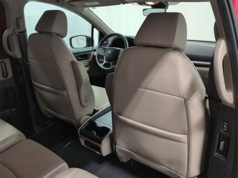 Used 2023 Honda Odyssey EX-L image 19