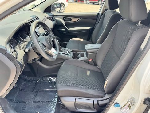 Used 2020 Nissan Rogue Sport S FWD image 18