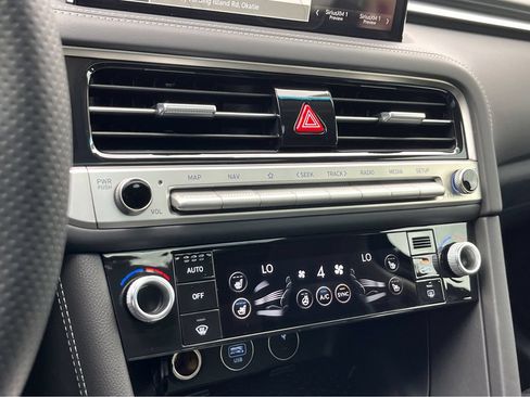 New 2026 Genesis G70 2.5T RWD image 22