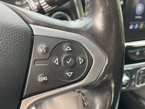 Used 2021 Chevrolet Traverse LT AWD/4WD image 23