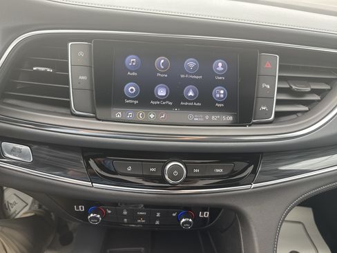 Used 2024 Buick Enclave Essence w/ Experience Buick Package AWD/4WD image 25
