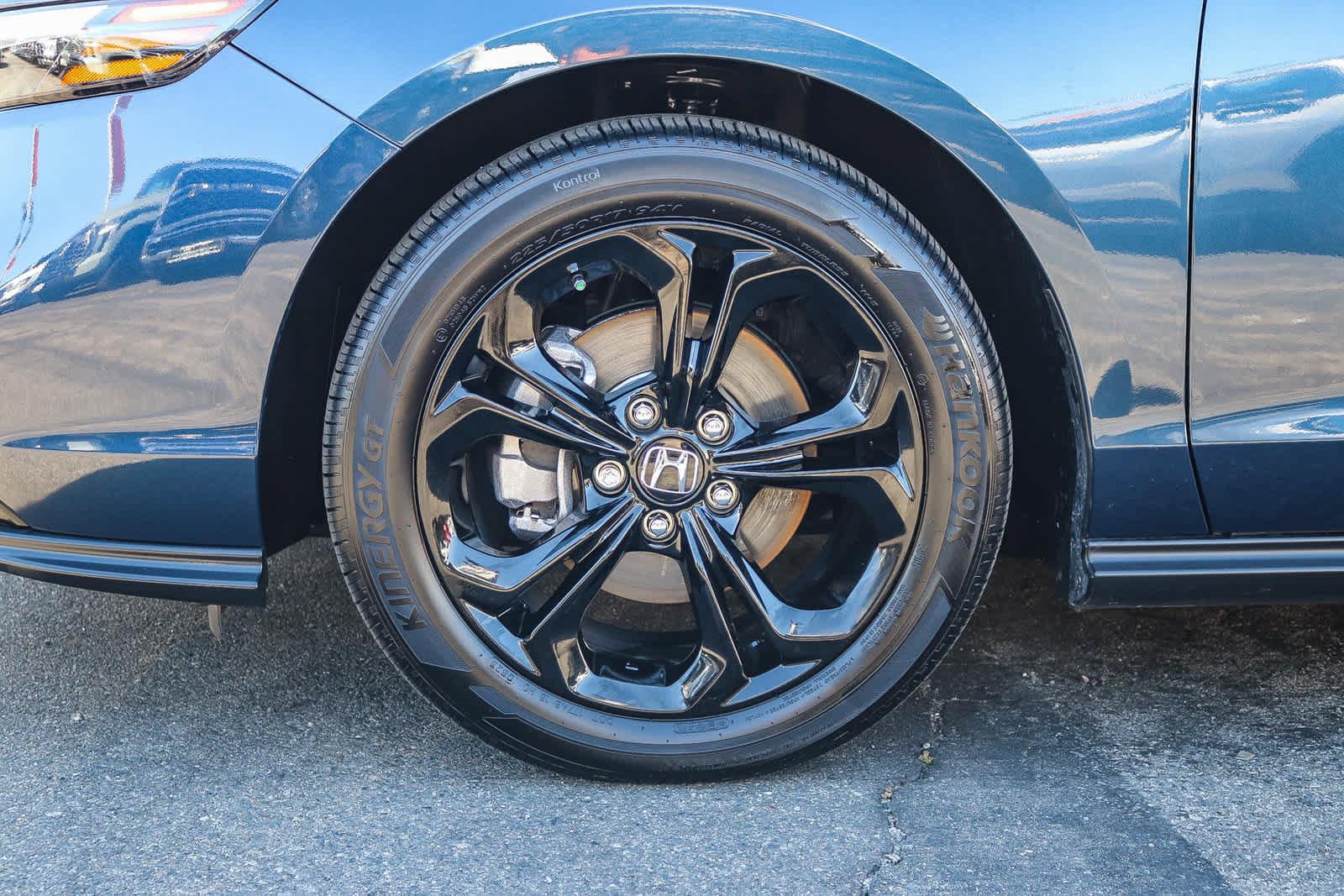 Used 2025 Honda Accord SE image 10