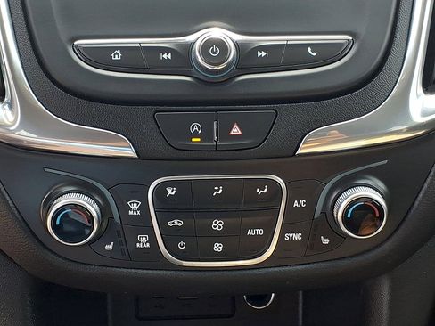 Certified 2024 Chevrolet Equinox LT w/ LPO, Floor Liner Package image 15