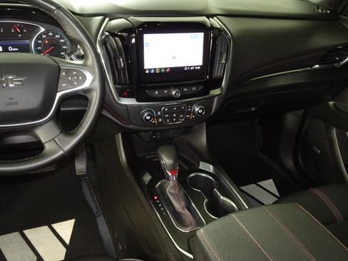 Used 2023 Chevrolet Traverse RS image 75