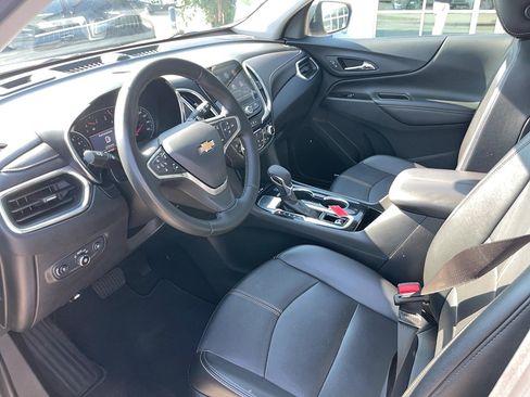 Used 2023 Chevrolet Equinox Premier FWD image 7
