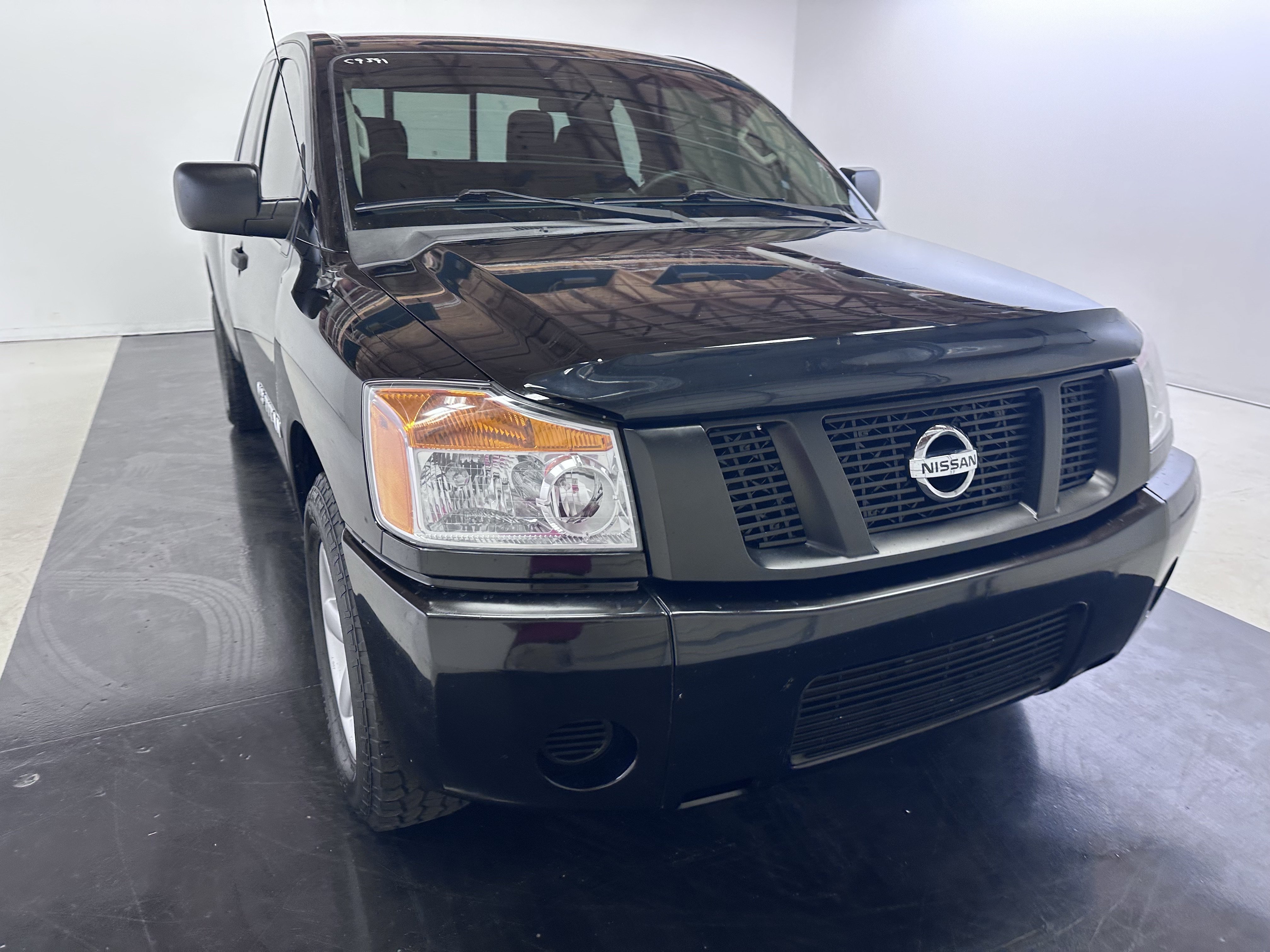Used 2014 Nissan Titan S w/ S Popular Equipment Package RWD image 4