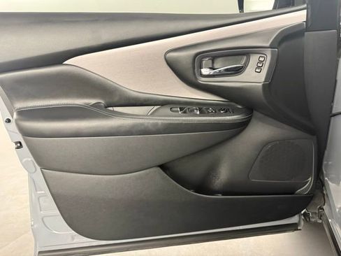 Used 2023 Nissan Murano SL image 28