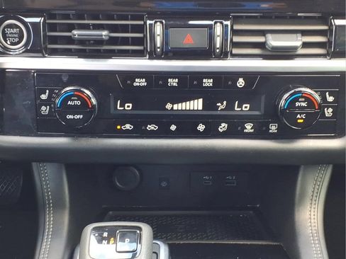 Used 2024 Nissan Pathfinder Platinum w/ Cargo Package FWD image 22