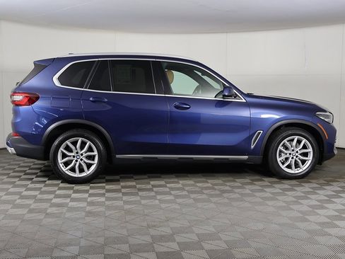 Used 2023 BMW X5 xDrive40i w/ Climate Comfort Package image 19