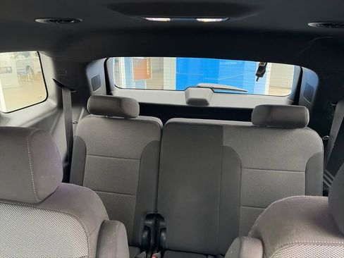 Used 2023 Chevrolet Traverse LT w/ Rear Camera Mirror Package AWD/4WD image 12