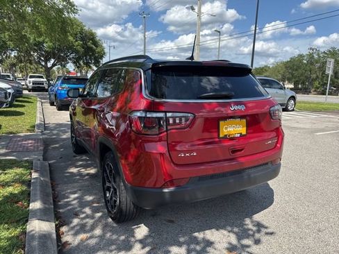 Used 2025 Jeep Compass Limited AWD/4WD image 5