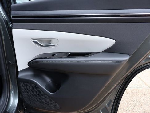 Used 2022 Hyundai Tucson SEL image 12