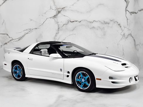 Used 1999 Pontiac Firebird Formula image 18