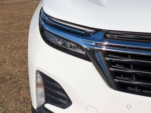 Certified 2023 Chevrolet Equinox LT FWD image 10