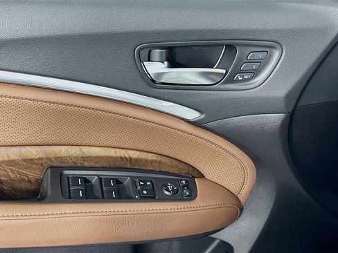 Used 2020 Acura MDX SH-AWD w/ Technology Package image 17