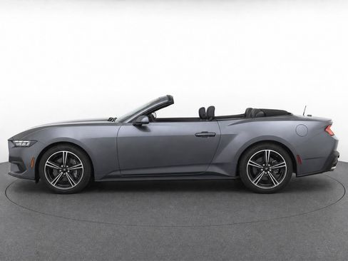 Used 2025 Ford Mustang Premium RWD image 6