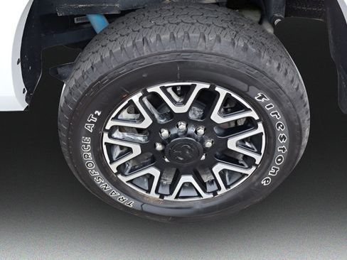 Used 2026 RAM 2500 Limited AWD/4WD image 25