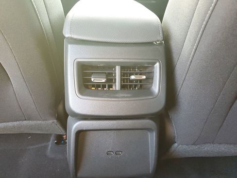 New 2026 Chevrolet Equinox EV LT image 11