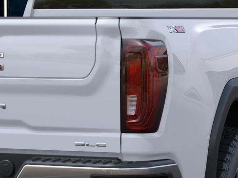 New 2026 GMC Sierra 2500 SLE w/ SLE Value Package; AWD/4WD image 35