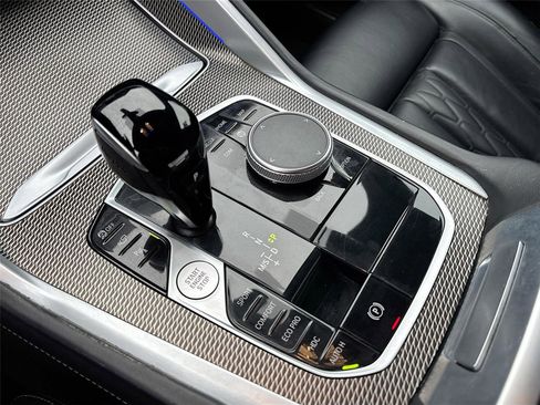 Used 2023 BMW X6 xDrive40i image 18