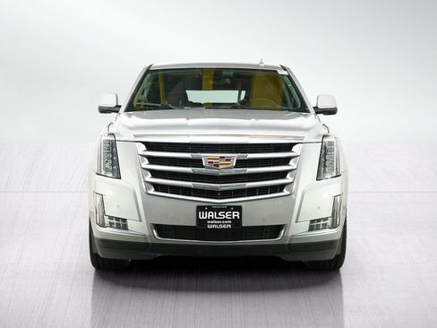Used 2020 Cadillac Escalade ESV Premium Luxury AWD/4WD image 8