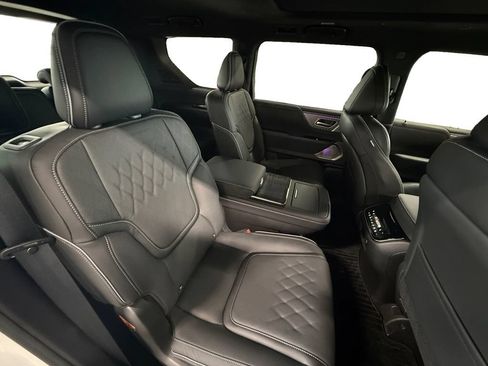 Used 2026 INFINITI QX80 Autograph w/ Premium Cargo Package AWD/4WD image 17