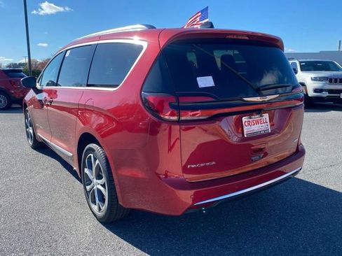 New 2026 Chrysler Pacifica Pinnacle image 5