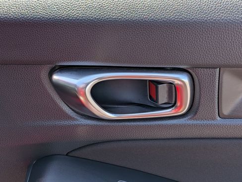Used 2025 Honda Civic Sport image 33