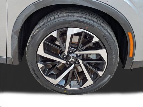 Used 2022 Mitsubishi Outlander SE FWD image 11
