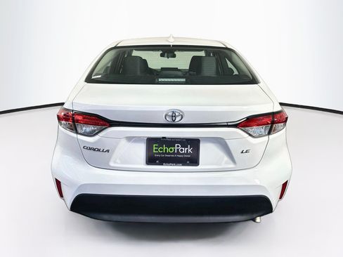 Used 2025 Toyota Corolla LE FWD image 7