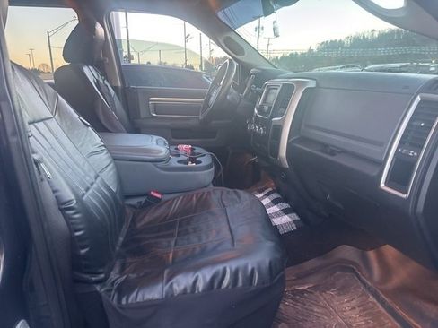 Used 2014 RAM 1500 Classic SLT image 17