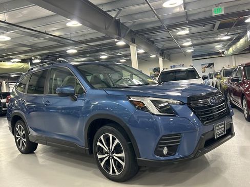Used 2023 Subaru Forester Limited image 1