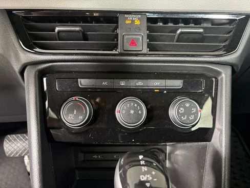 Used 2024 Volkswagen Taos S FWD image 17