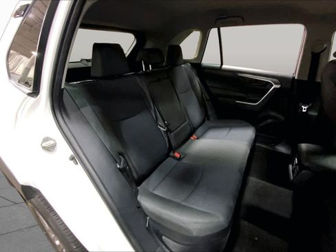 Used 2025 Toyota RAV4 LE AWD/4WD image 20