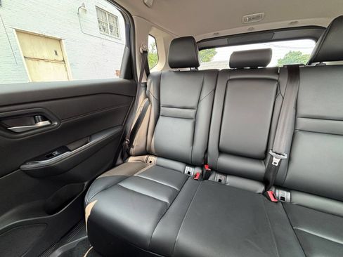 Used 2026 Nissan Rogue SL AWD/4WD image 42