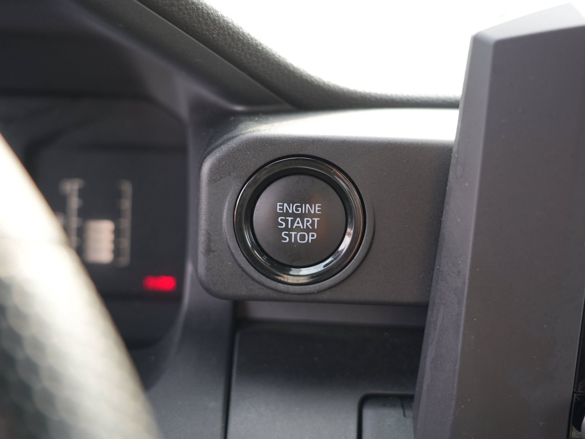 Used 2025 Toyota Tacoma SR RWD image 29