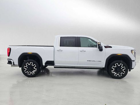 New 2026 GMC Sierra 2500 Denali w/ Denali Reserve Package image 2