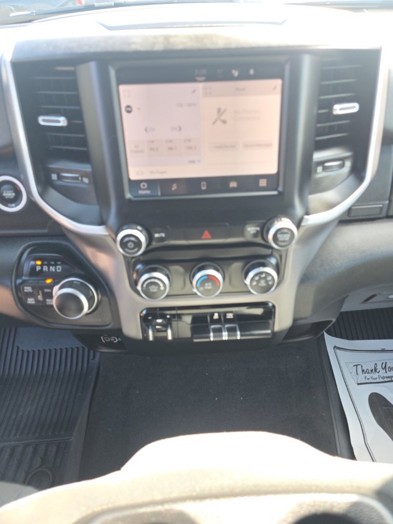 Used 2022 RAM 1500 Big Horn AWD/4WD image 14