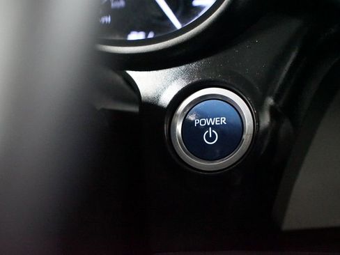 Certified 2021 Toyota Sienna XLE image 23